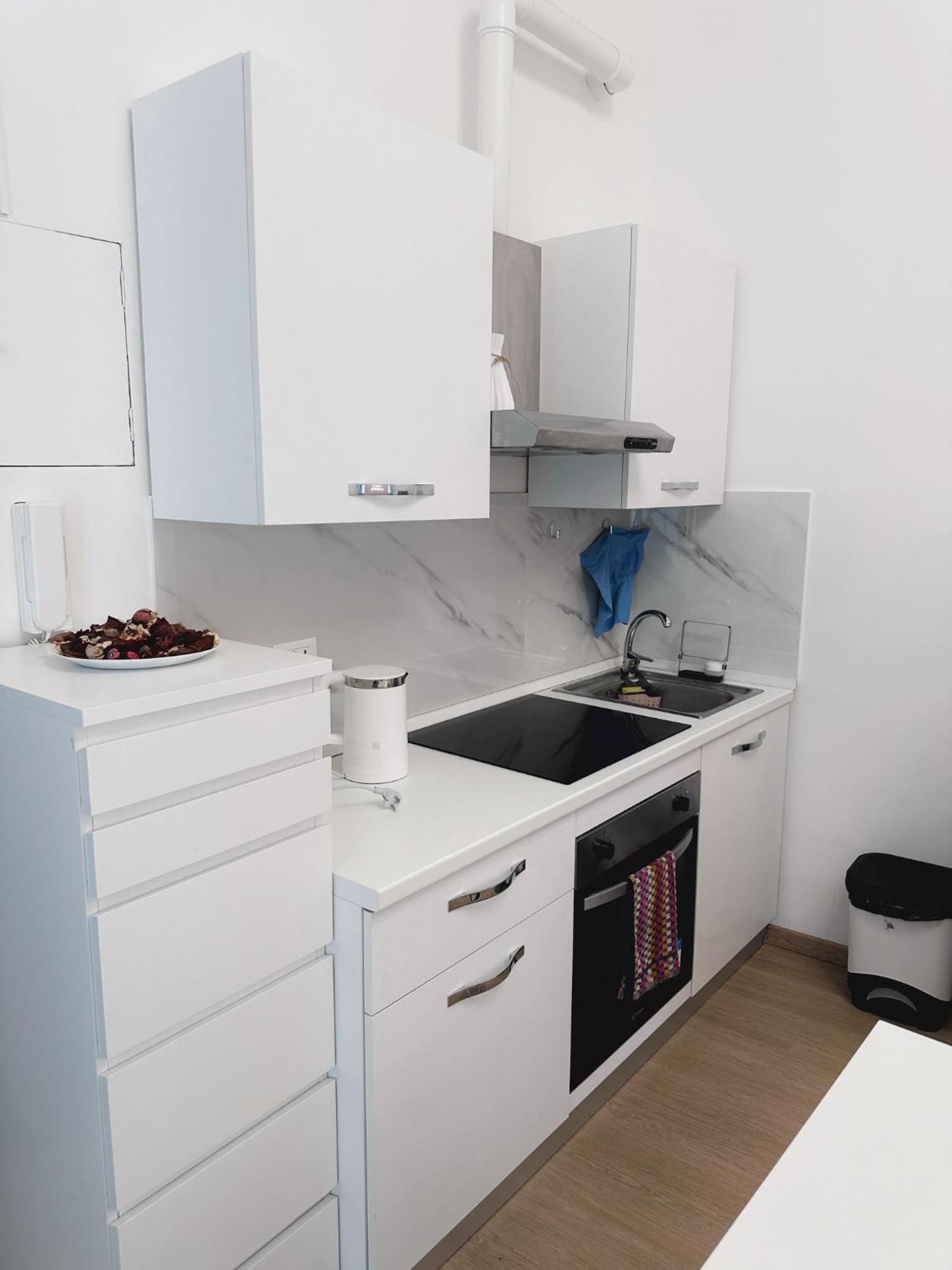 Lulu Home Рим Екстериор снимка